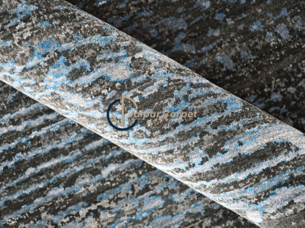 Gray to Sky Blue Ombre Wool Rug – Custom Sizes Available - Image 5