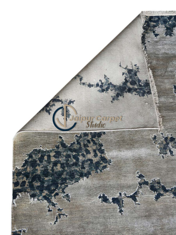 Glacial Mist Melted Ice Textured Premium Wool Rug - Image 6
