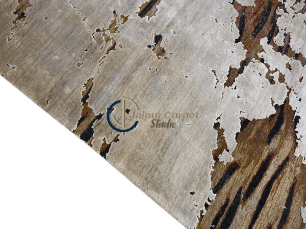 Wild Grace – Bespoke Wool-Silk Leopard Rug - Image 4