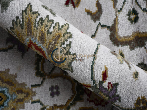 Persian Essence – Handwoven Natural Wool Rug in Classic White - Image 5