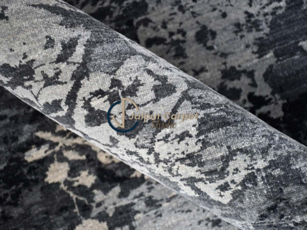 Midnight Bloom – Hand-Knotted Wool Rug with Floral Elegance - Image 5