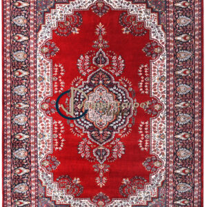 Zahra Elegance – Hand-Knotted Persian Wool Rug