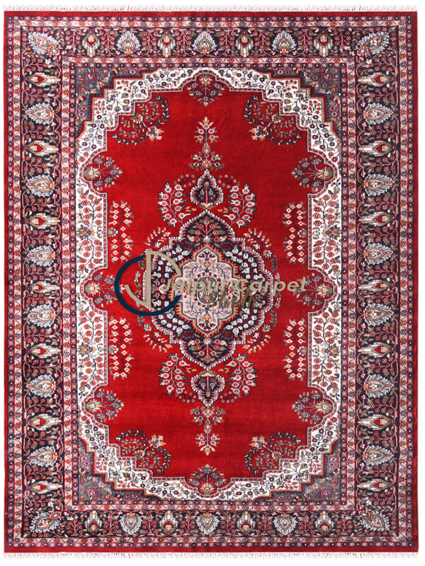 Zahra Elegance – Hand-Knotted Persian Wool Rug