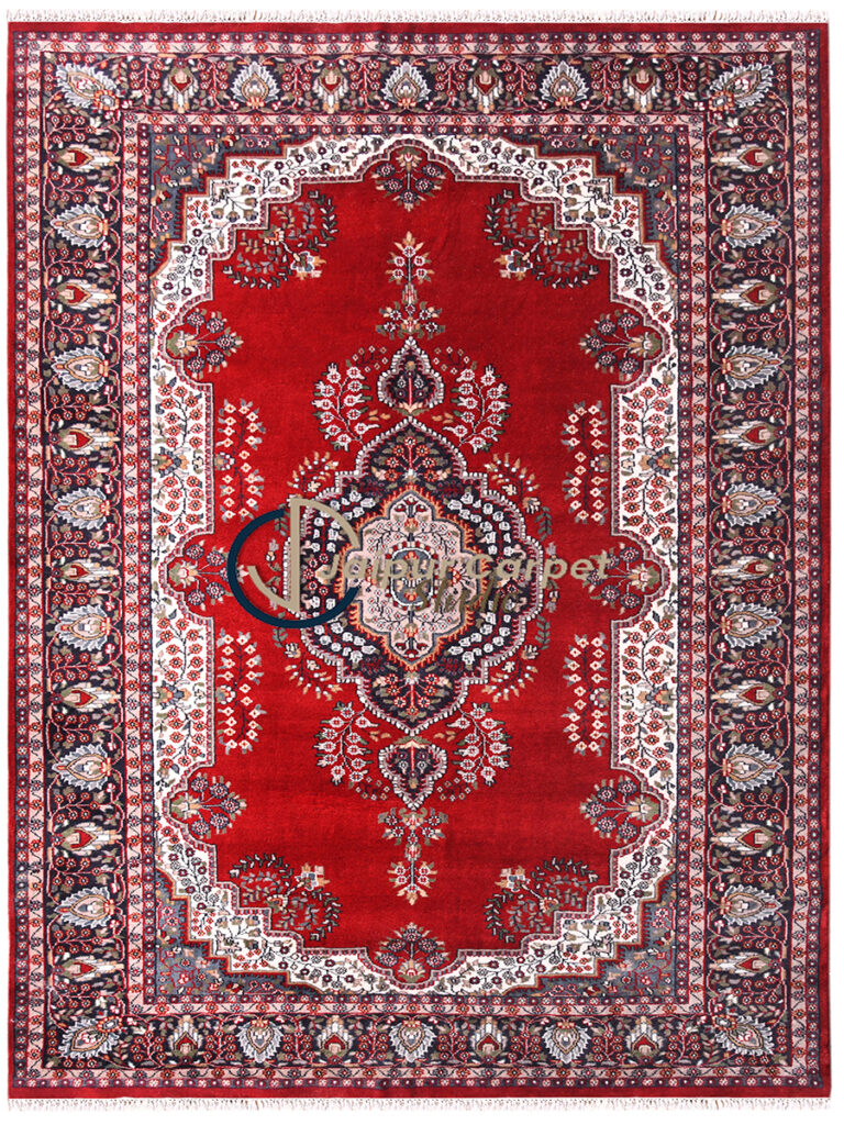 Zahra Elegance – Hand-Knotted Persian Wool Rug