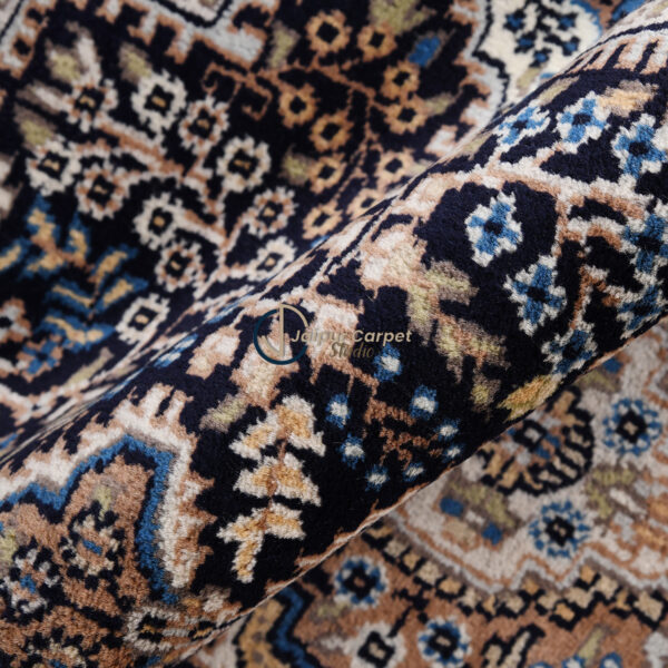 Persian Charm – Hand-Knotted Wool Rug with Royal Irani Heritage - Image 4