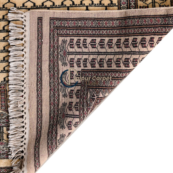 Rustic Kilim Charm – Handwoven Wool Carpet with Heritage Appeal - Image 7