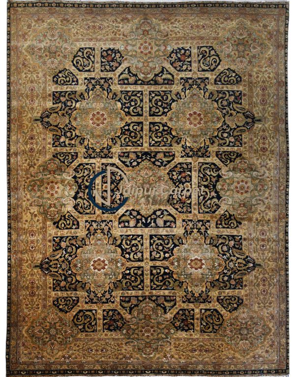 Heritage Bloom – Hand-Knotted Persian Wool Rug with Royal Elegance