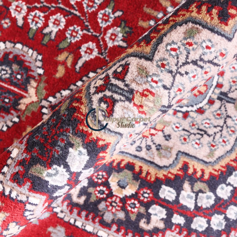 Zahra Elegance – Hand-Knotted Persian Wool Rug - Image 3