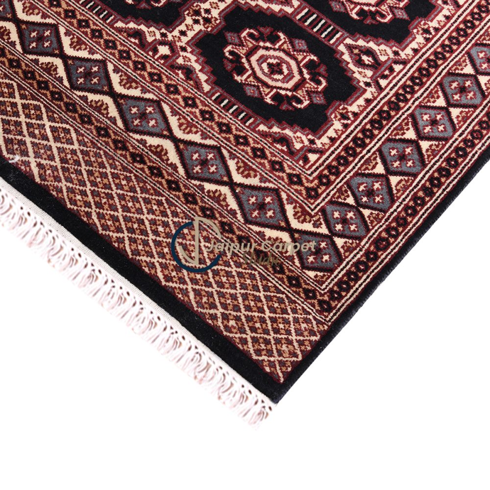 Obsidian Trellis – Hand-Knotted Bokhara Wool Rug - Image 5