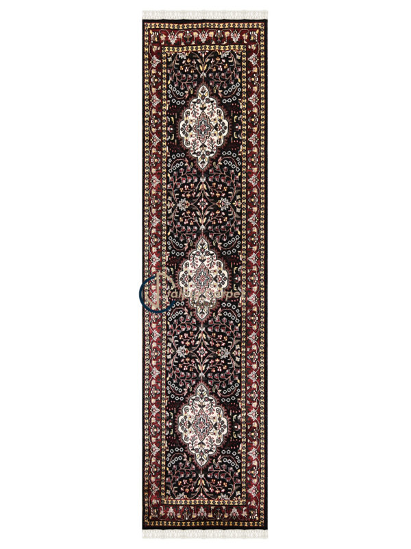 Velvet Oasis – Handwoven Persian Silk Runner with Mughal Elegance