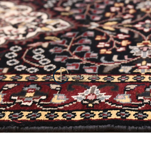 Velvet Oasis – Handwoven Persian Silk Runner with Mughal Elegance - Image 6