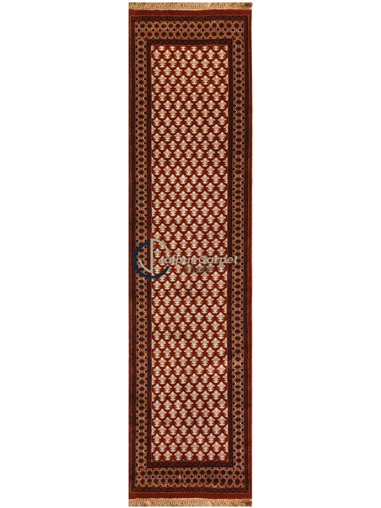 Autumn Aura – Ornamental Runner with Persian Grace